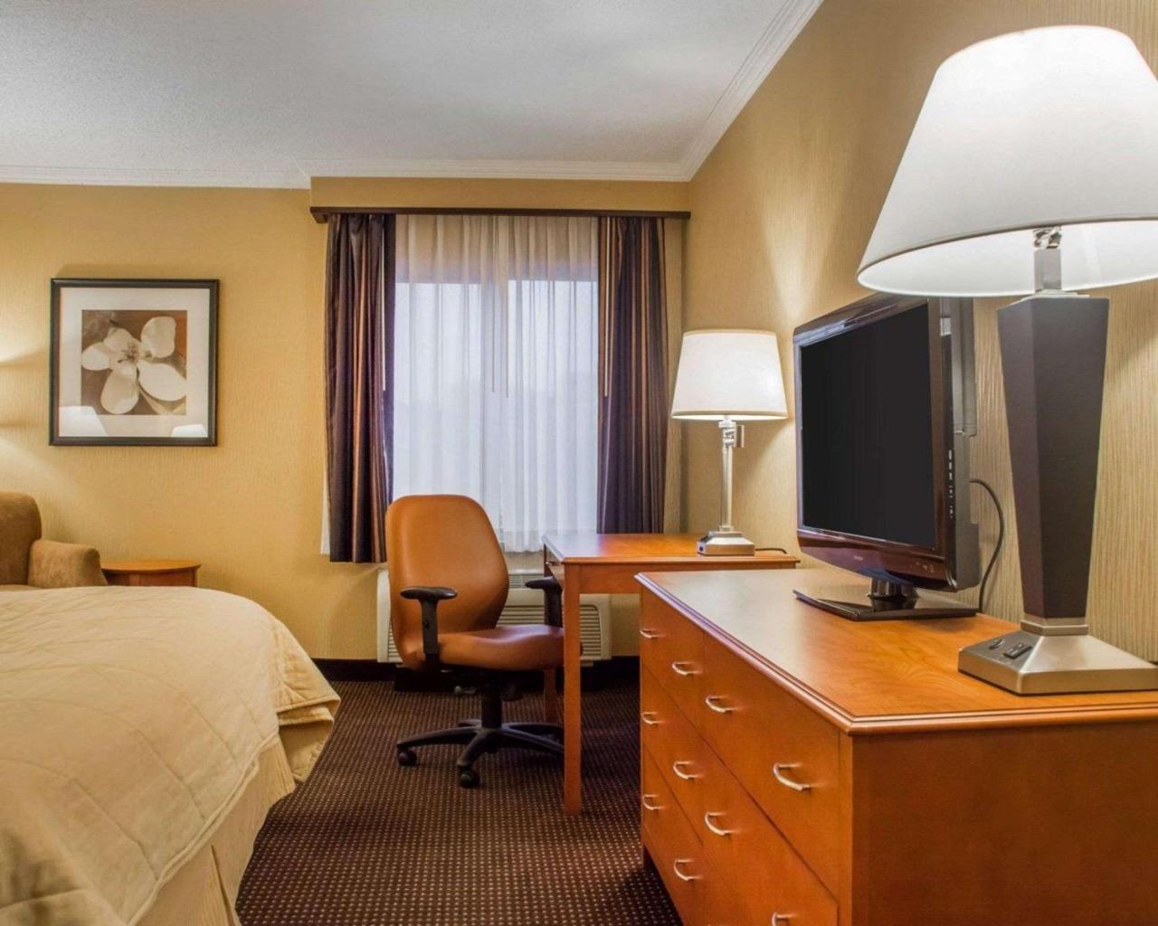 Clarion Hotel & Suites Riverfront Oswego Luaran gambar