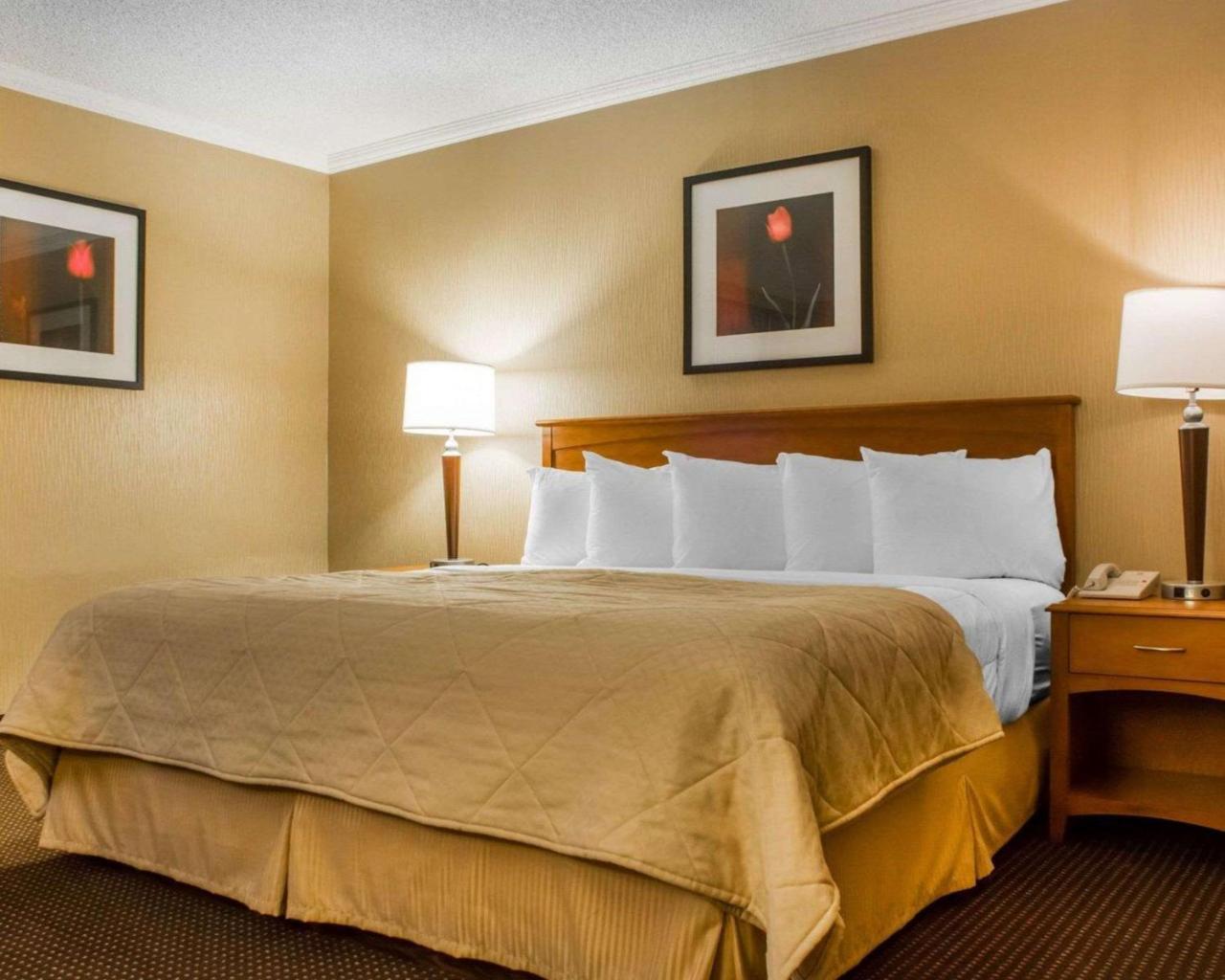 Clarion Hotel & Suites Riverfront Oswego Luaran gambar