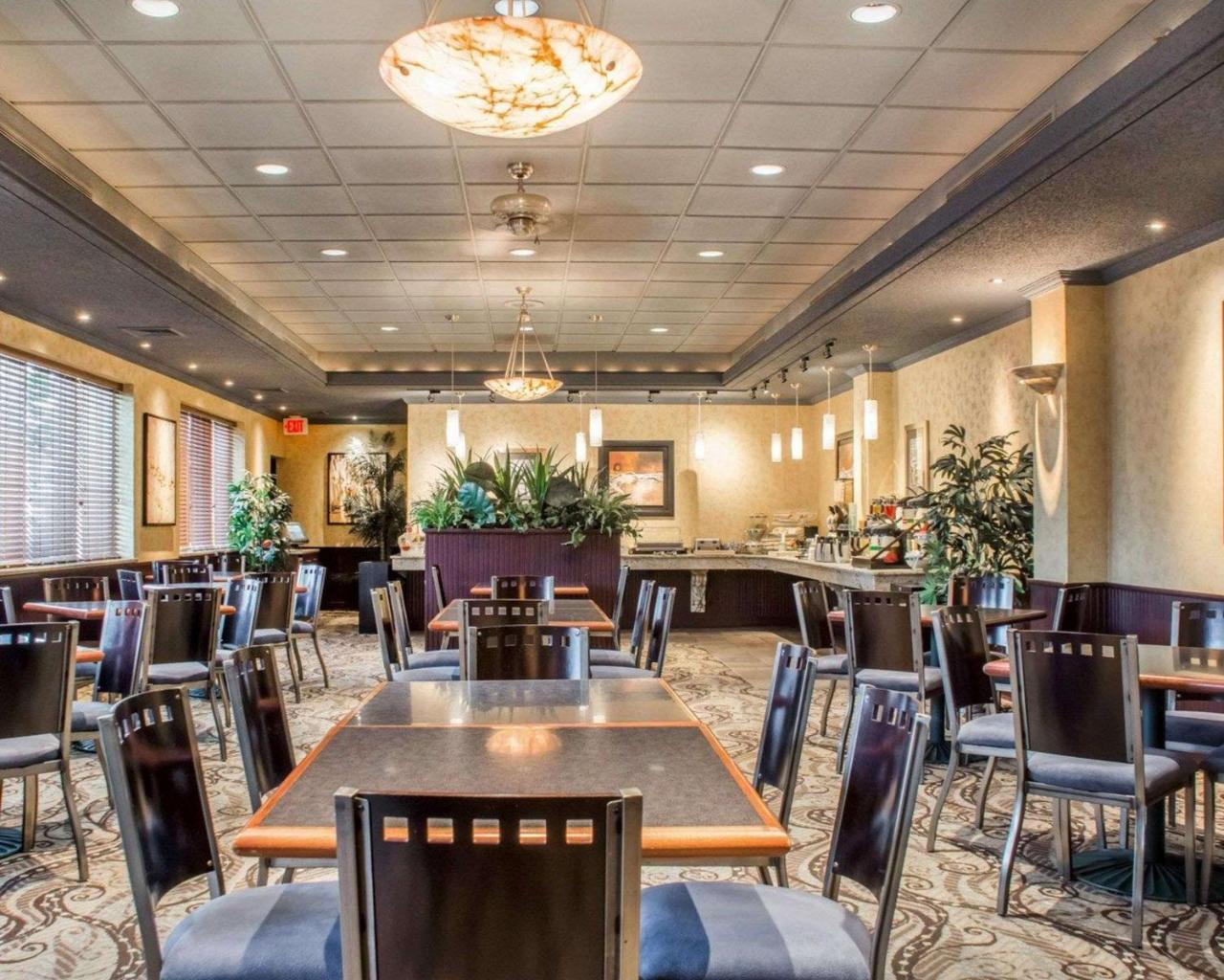 Clarion Hotel & Suites Riverfront Oswego Luaran gambar